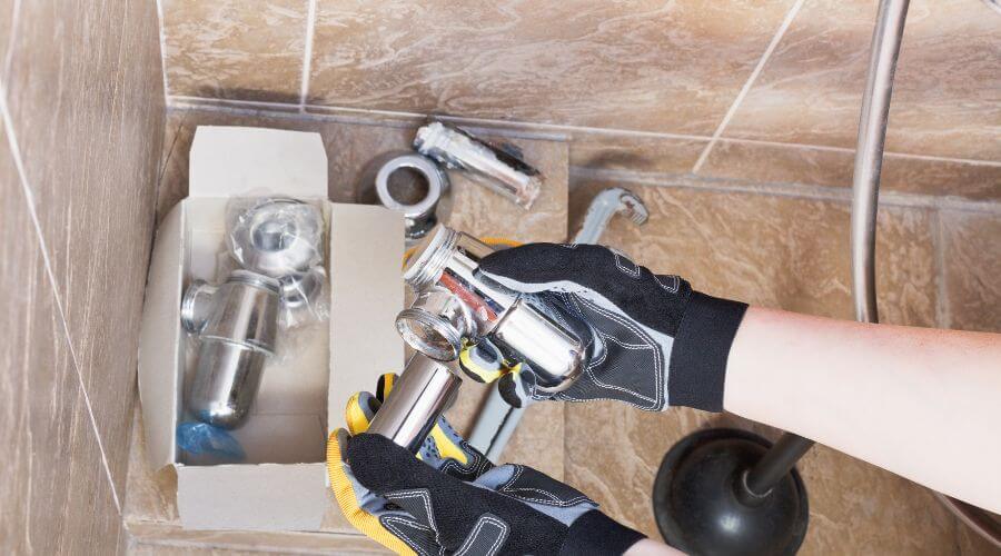 Professional gutter cleaning in Baconton, GA